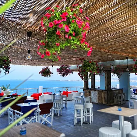 Aler Luxury Hotel