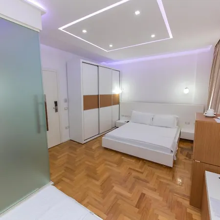 Aler Luxury 4* Vlore