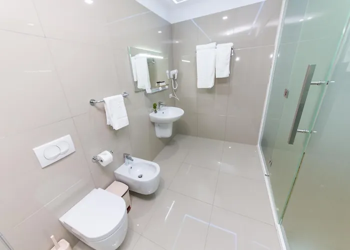 酒店 Aler Luxury 4*