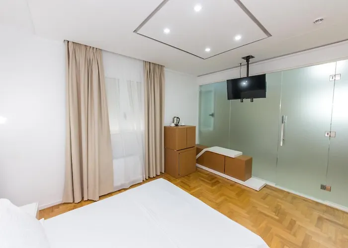 酒店 Aler Luxury 4*